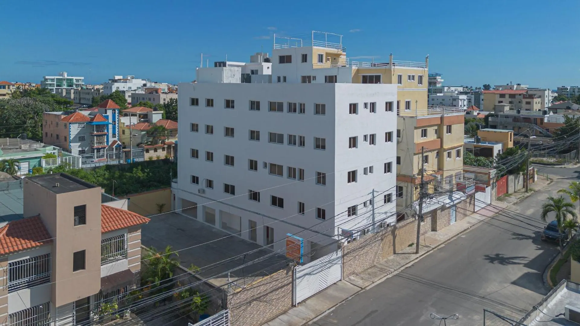 3-Bed 1 Bedroom Apartment In Corales Del Sur La Viva
