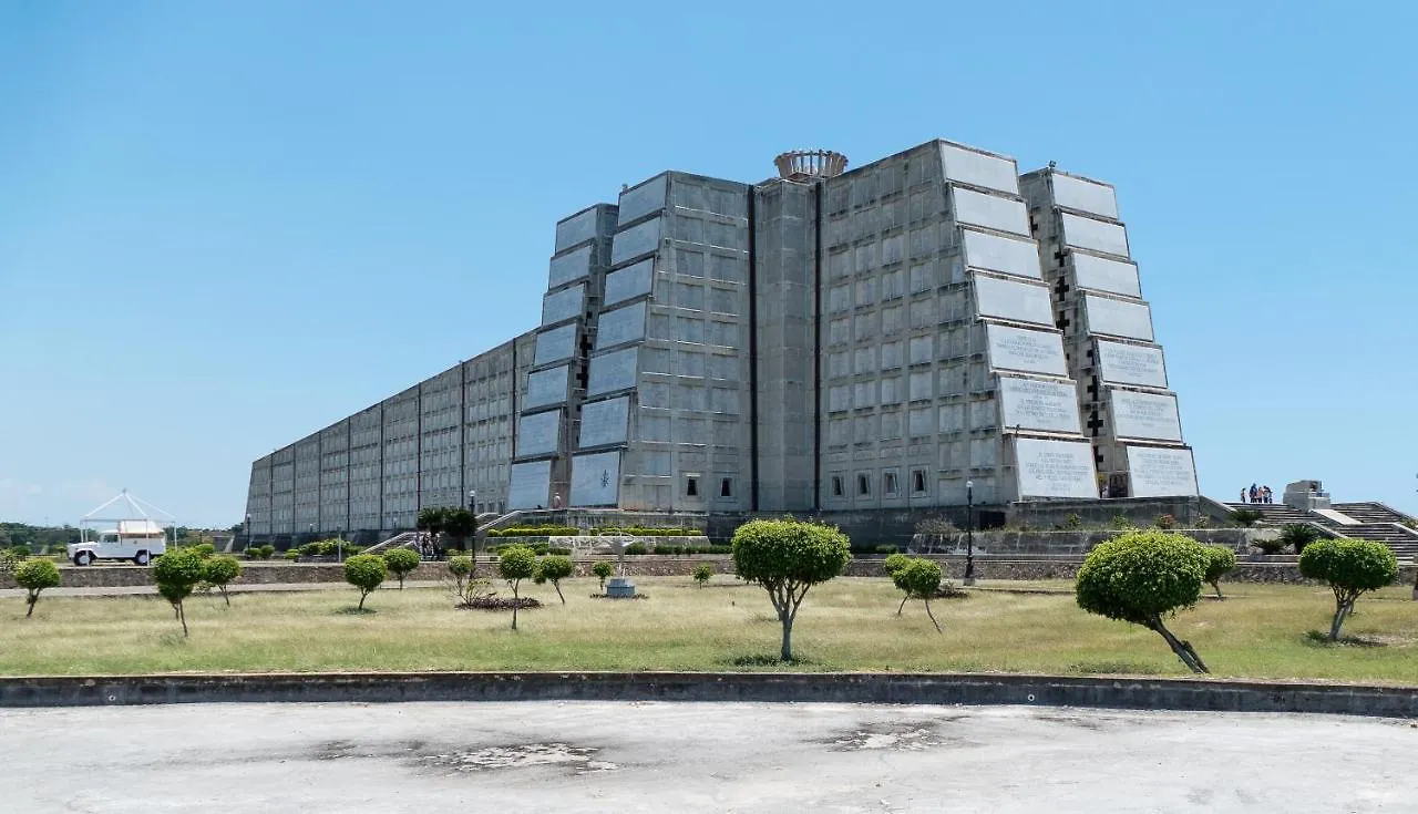1 Bedroom Apartment Near Colonial Zone-Parque Del Este 0*, La Viva Dominican Republic